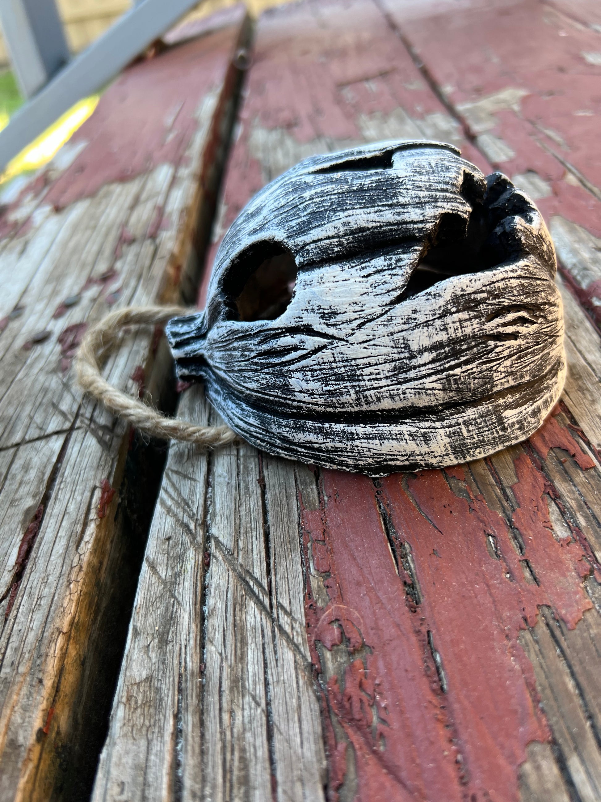 Loomis Lantern