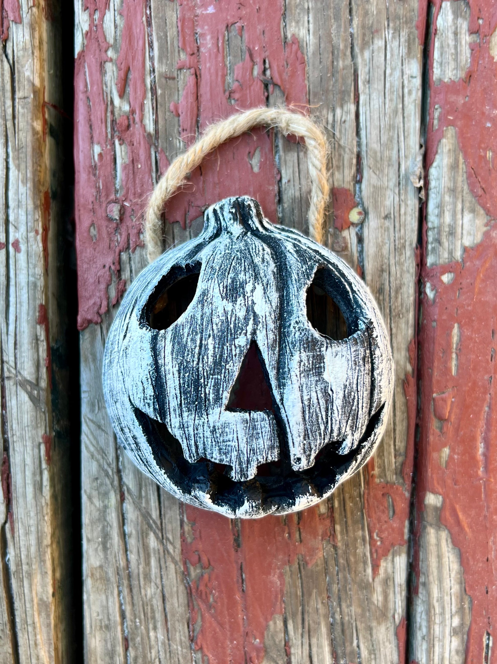 Loomis Lantern