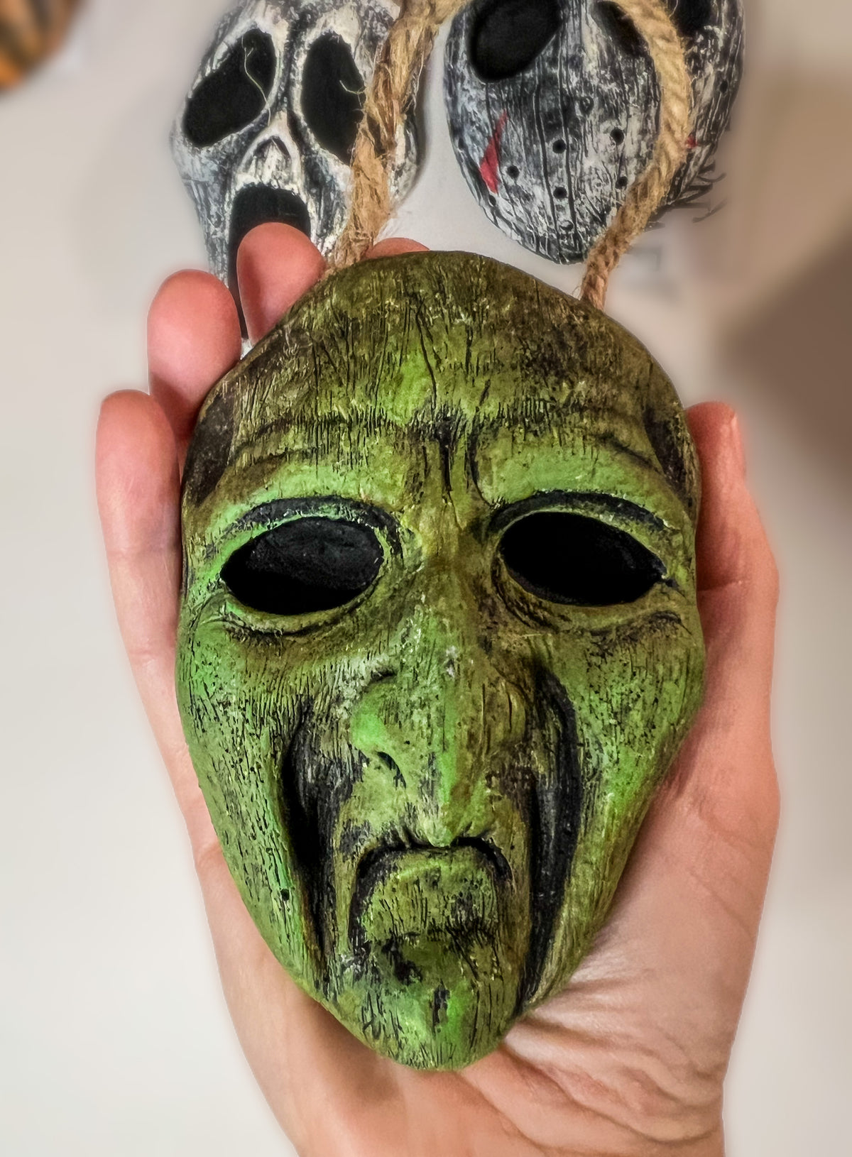 Pre-Order Mini Mask, The Hexling