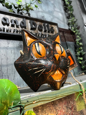 ORANGE-EYED STYLED VINTAGE BLACK CAT MASK