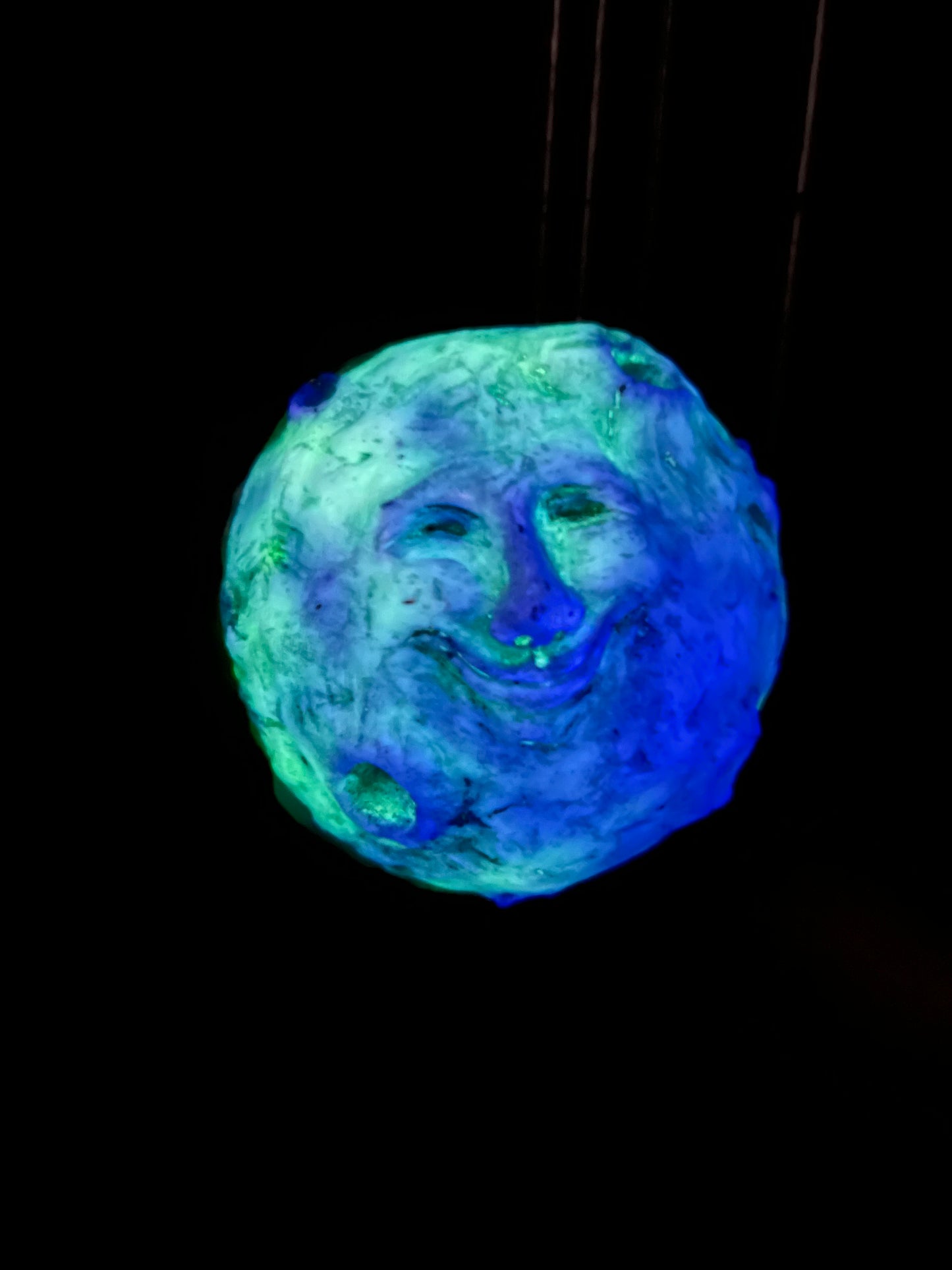 Blue Moon (Glow in the Dark)