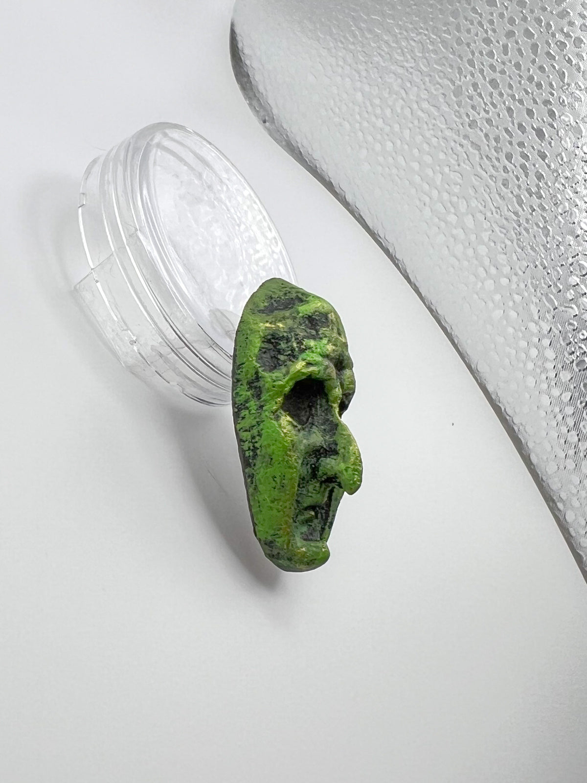 Pin or Magnet "Hexling" Witch